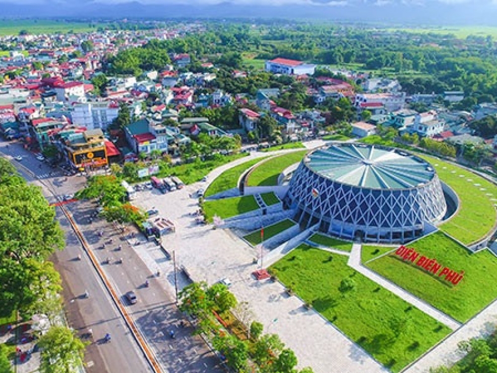 TP. HỒ CHÍ MINH - MỘC CHÂU - SƠN LA - ĐIỆN BIÊN - SAPA